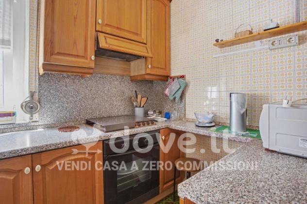 Villa di 222 m² con più di 5 locali e box auto in vendita a Laveno-Mombello - Foto 19