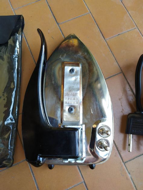 FERRO DA STIRO DA VIAGGIO VINTAGE - Foto 3