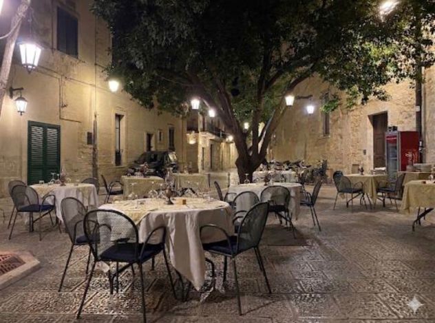Locale commerciale centro storico Lecce - Foto 4