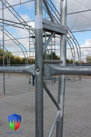 TENDOSTRUTTURA TELAIO A TRALICCIO 12 X 21 X 4,0 LAT. 6,4 CENTR. PVC 650 GR. MQ. - Foto 6