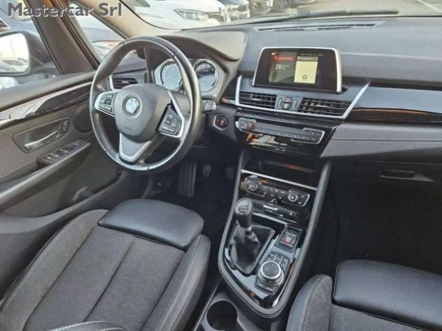 BMW 216 i 110cv Active Tourer Sport Line 18" - FX179LC rif. 23806455 - Foto 10