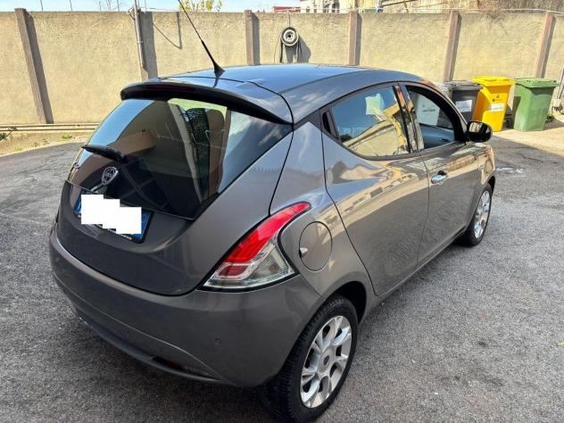LANCIA Ypsilon 1.2 69CV 5p.GPL Ecochic Gold 5posti - Foto 2
