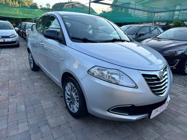 Lancia Ypsilon 1.2 69 CV 5 porte GPL Ecochic Gold - Foto 5