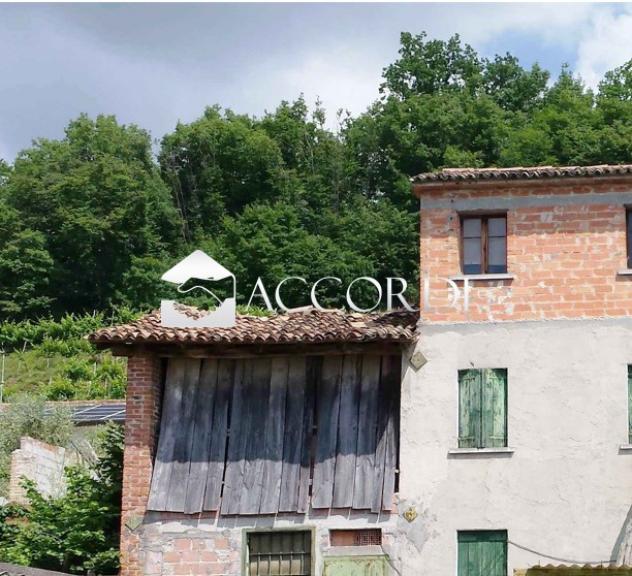 CASA INDIPENDENTE di 4 vani e di 150 mq (FARRA DI SOLIGO) rif. BS62_6
