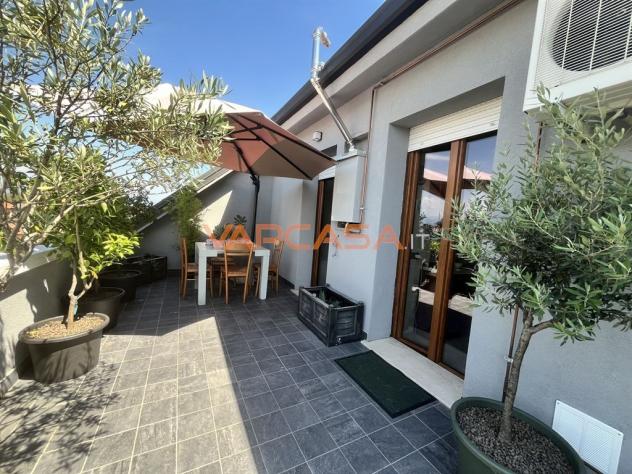 TRELOCALI CON TERRAZZA, BOX E CANTINA - Foto 7