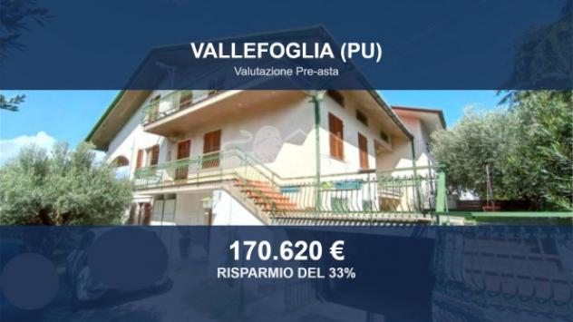 Immobile in asta di 296 m², box auto in vendita a Vallefoglia
