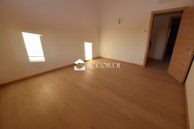 BIFAMILIARE di 6 vani e di 280 mq (TREVIGNANO) rif. RB639 - Foto 7