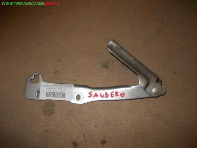 CERNIERA COFANO ANT.D. ARGENTO DACIA SANDERO (B90)  Carrozzeria  Lamierati esterni  Cofano  Cerniera cofano  DACIA - SANDERO - 01-07-2008 - 01-12-2012