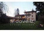 Rustico / Casale di 11000 m² con più di 5 locali e box auto in vendita a So &hellip;