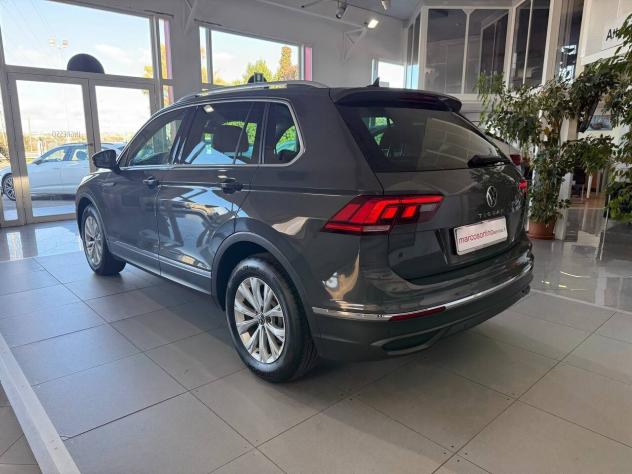 Volkswagen Tiguan 2.0 TDI 150 CV SCR DSG Life - Foto 4