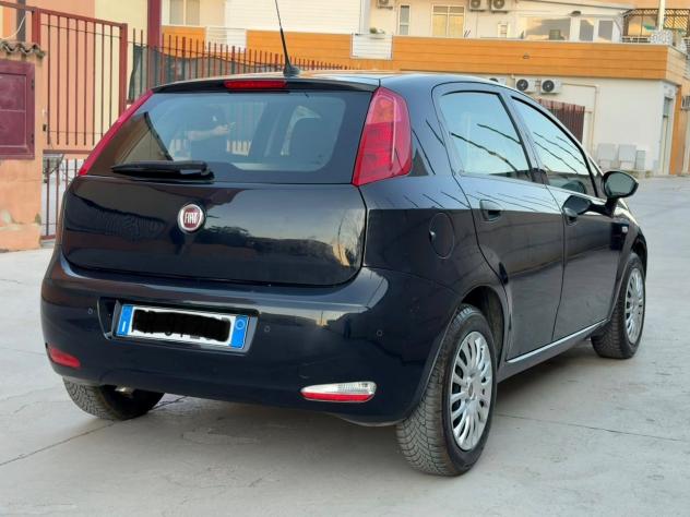Fiat Punto 1.3 MJT II S&S 95 CV 5 porte Street - Foto 4