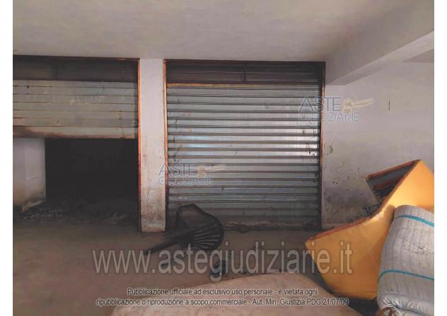 IMMOBILI-ALTRA CATEGORIA-vico Francesco Gozzolino n. 17 - Foto 2