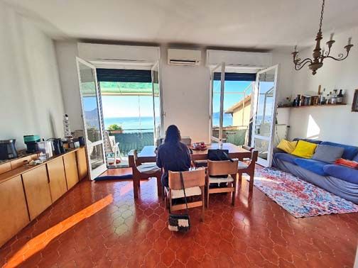 Ampia vista mare, ultimo piano, garage, termoautonomo, accesso mare - Foto 2