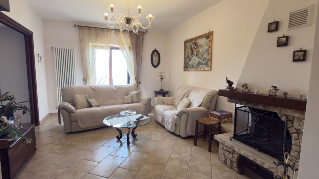 APPARTAMENTO RISTRUTTURATO SU DUE LIVELLI E VISTA MARE - Foto 4