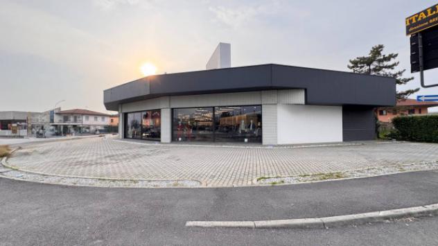 Immobile di 1091 m² con 5 locali in vendita a Bagnolo Mella - Foto 2