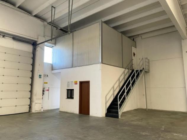 Immobile di 375 m² in vendita a Pontenure - Foto 2