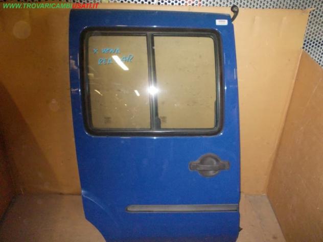 PORTA POST.D. AZZURRA MET CON VETRO FIAT DOBLO' (223-3C)  Carrozzeria  Lamierati esterni  Porte  Porta post. dx. FIAT - DOBLO - 01-01-2001 - 01-10-200