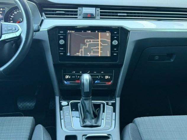 VOLKSWAGEN Passat Variant 2.0 TDI SCR EVO DSG Business rif. 24118651 - Foto 8