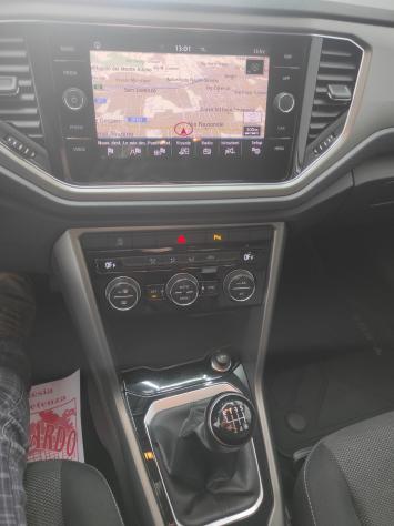 Volkswagen T-Roc 2020 1.6 TDI 115 cv 6M Nav sensori - Foto 10