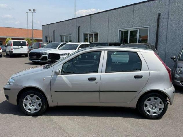 Fiat Punto 5p 1.2 16v Dynamic Clima NEOPATENTATI - Foto 3