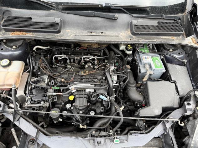 Ford Kuga 2.0 TDCi 163 CV 4WD Powersh. Individual DPF - Foto 10