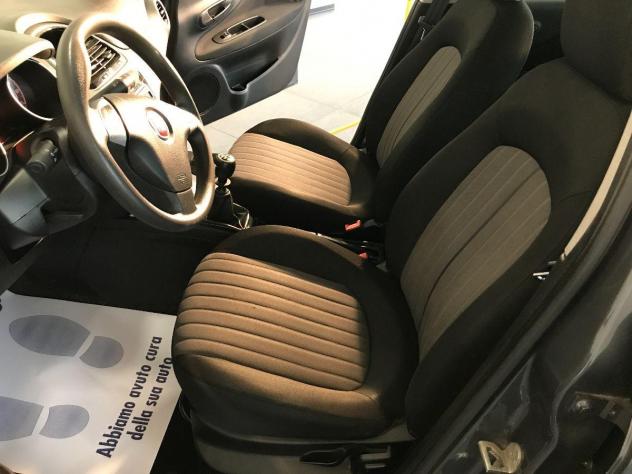 FIAT Punto 1.4 8V 5p. Natural Power Street - Foto 8