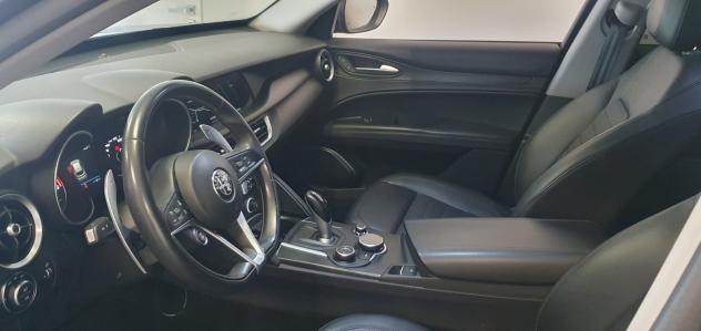 Alfa Romeo Stelvio 2.2 Turbodiesel 210 CV AT8 Q4 Executive - Foto 2