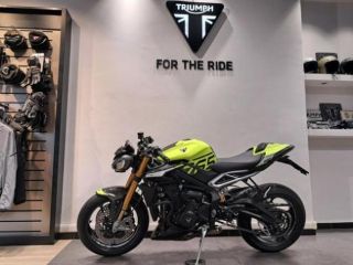 TRIUMPH Street Triple RS MOTO 2