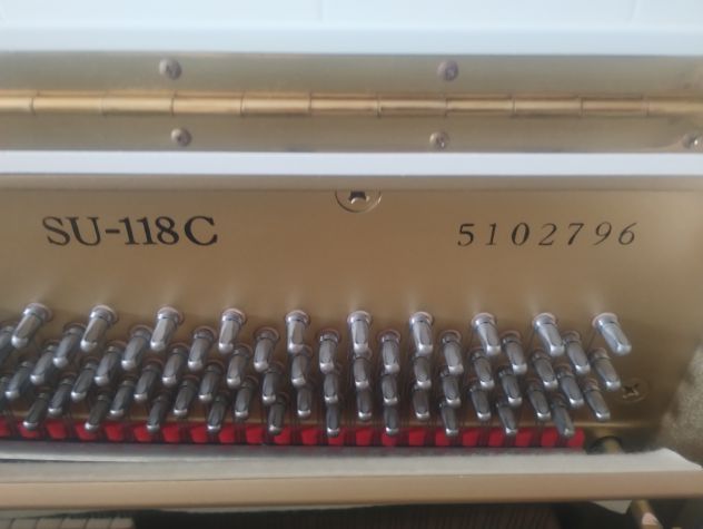 Pianoforte Yamaha SU 118 bianco con trasporto e panca - Foto 4