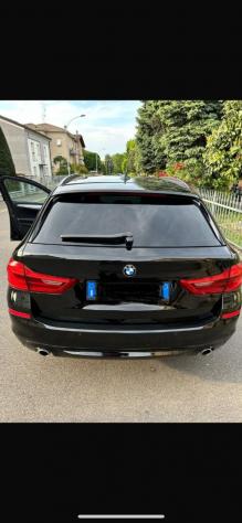 BMW 520 d Touring Business rif. 22870956