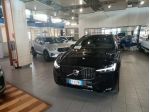 VOLVO XC60 B5 AWD automatico Plus Dark rif. 23475454