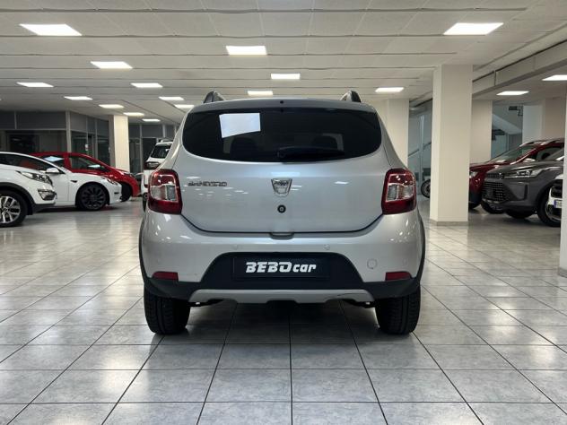 Dacia Sandero 0.9 TCe Laureate - Foto 6