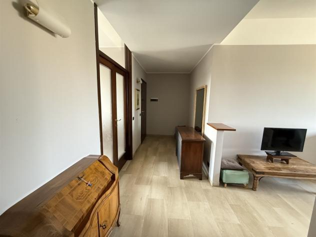 Nel prestigioso complesso “Le Betulle”, un nono piano con terrazzo e vista sullo skyline di Milano - Foto 9