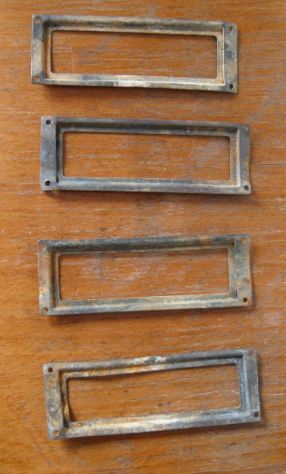 4+2 IN OMAGGIO VECCHIE COPRI BOCCHETTE IN FERRO STILE LIBERTY PER MOBILI VARI -