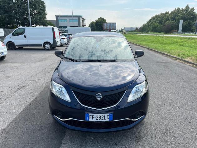 Lancia Ypsilon 1.2 69 CV 5 porte - Foto 3