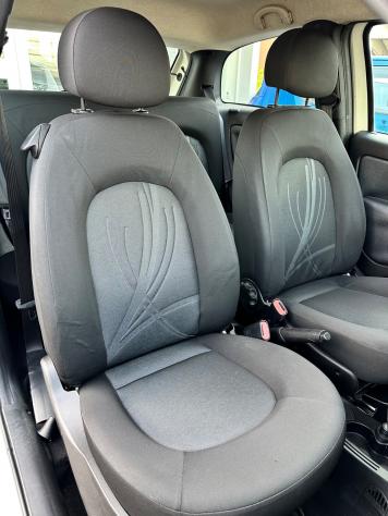 Lancia Ypsilon 1.2Bz 69CV Diva - Uniproprietario - Foto 10
