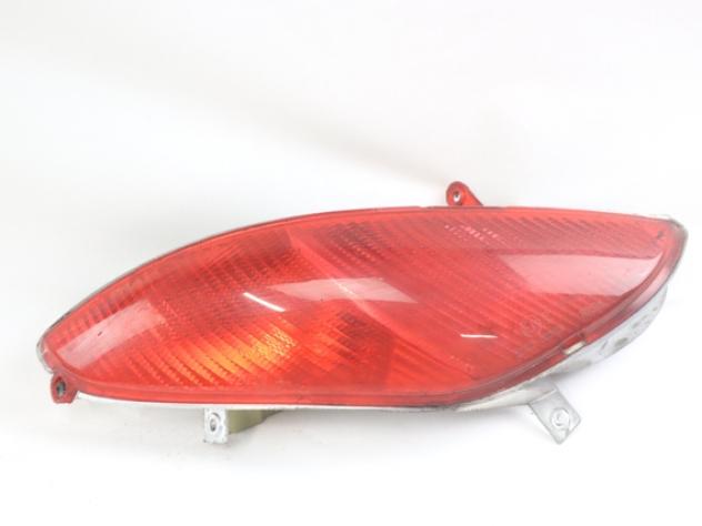 MALAGUTI MADISON 125 01605800 FARO POSTERIORE DESTRA 02 - 06 RIGHT TAILLIGHT
