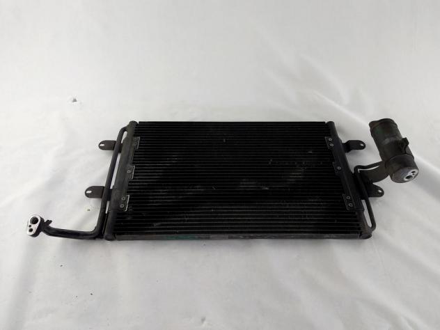 1J0820411B CONDENSATORE RADIATORE CLIMATIZZATORE CLIMA A/C VOLKSWAGEN GOLF 4 1.9 D 81KW 5M 5P (1998) RICAMBIO USATO - Foto 2
