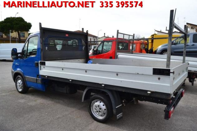IVECO Daily 2.3 115CV CASSONE FISSO 142000 KM rif. 23815147 - Foto 5