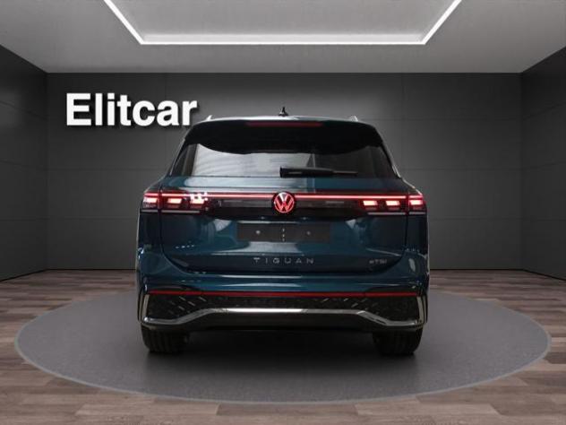 VOLKSWAGEN Tiguan 1.5 eTSI 150 CV ACT DSG R-Line Plus rif. 22968396 - Foto 6