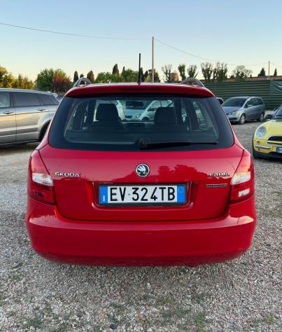 Skoda Fabia 1.2 TDI CR 75CV Wagon GreenLine - Foto 5