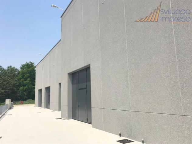CAPANNONE DI RECENTE COSTRUZIONE IN AFFITTO A BUSNAGO - Foto 6