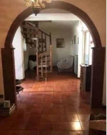 Immobile in asta di 83 m² con più di 5 locali e box auto in vendita a Castiglion Fiorentino - Foto 3