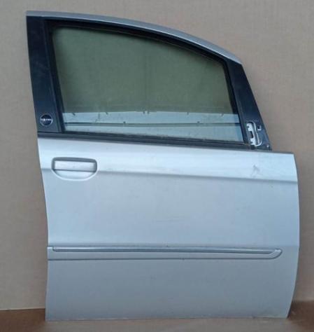 PORTA ANT.D. ARGENTO C/ALZ. E SERR. (Musa)  Carrozzeria  Lamierati esterni  Porte  Porta ant. dx. FIAT - IDEA - 01-10-2003 - 01-12-2012, LANCIA - MUSA