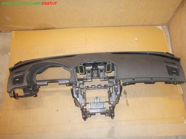 CRUSCOTTO OPEL INSIGNIA (P10) 5p  Carrozzeria  Allestimenti interni  Cruscotto strumenti   OPEL - INSIGNIA - 01-12-2008 - 01-07-2013