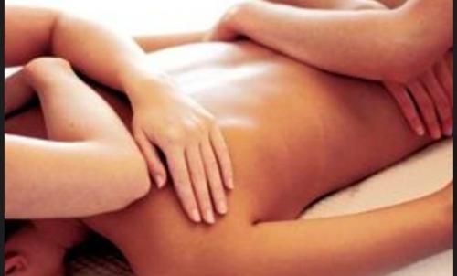 PORDENONE-- DONNA MATURA X LINGAM YOU AND ME--*LA MILF DELLA PORTA ACCANTO ** BELLA **CALMA PASSIONALE** HOT MASSAGGI - Foto 6 Tel:3279193316