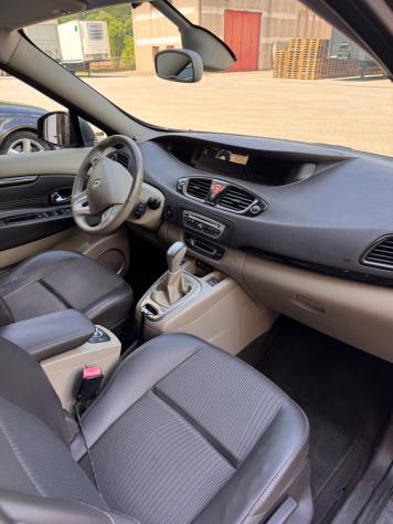 Renault Scenic Scic 2.0 dCi 150CV luce - Foto 7