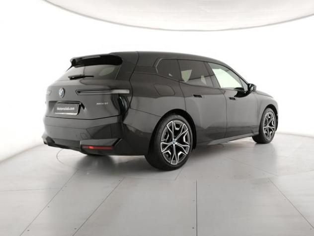 BMW iX xDrive50 Pacchetto Sportivo rif. 22622845 - Foto 5