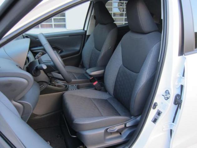 TOYOTA Yaris 1.5 HYBRID 116cv 5P STANDARD E ICON MODELLO 2026 rif. 19856677 - Foto 4