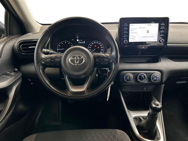 Toyota Yaris 1.0 5 porte Active - Foto 8
